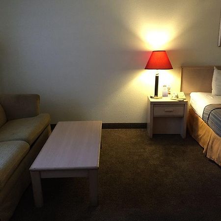 Amco Hotel & Suites- Fort Hood Killeen Exterior foto